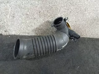 8D0129615K Патрубок воздушного фильтра Audi A4 B6 Арт 46023062482_1, вид 3
