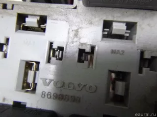 8690698 Volvo Блок предохранителей Volvo V70 2 Арт E5955206, вид 3
