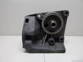 1385380 Ford Кронштейн масляного фильтра Ford S-Max 1 Арт E90117911, вид 1