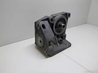 1385380 Ford Кронштейн масляного фильтра Ford S-Max 1 Арт E90117911, вид 3