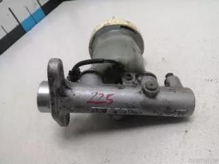 MR235861 Mitsubishi Цилиндр тормозной главный Mitsubishi Monter 4 Арт E90225225, вид 2