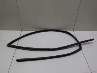 6814105030 Toyota Уплотнитель стекла двери Toyota Avensis 2 Арт E41023822, вид 1