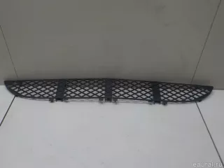 2108850053 Mercedes Benz Решетка в бампер центральная Mercedes E W210 Арт E41039385