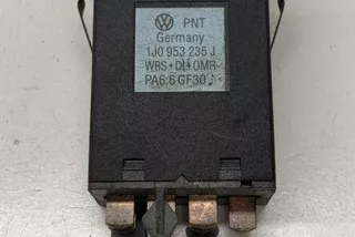 1J0953235J , art10339136 Кнопка аварийной сигнализации Volkswagen Golf 4 Арт 10339136, вид 2
