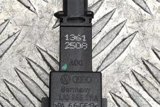 1J0945511A , art10345346 Выключатель концевой (концевик) Volkswagen Sharan 1 restailing Арт 10345346, вид 1