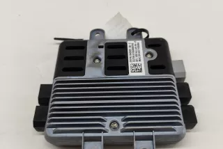 1042829-00-E , art10163467 Блок управления USB Tesla model X Арт 10163467, вид 1