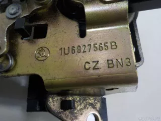 1U6827565K VAG Ручка двери багажника наружная Skoda Octavia A4 Арт E84065041, вид 4