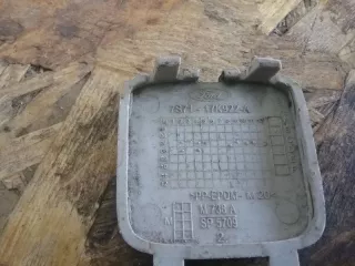 7S7117K922A Заглушка буксировочного крюка заднего бампера Ford Mondeo 4 Арт 233663, вид 3