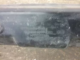 A1768890000 Пыльник крыла переднего левого Mercedes A W176 Арт K054428, вид 2