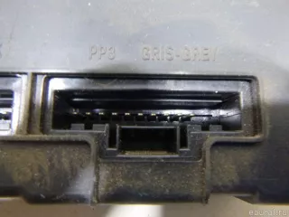 8200780018 Renault Блок предохранителей Renault Megane 2 Арт E48392370, вид 4