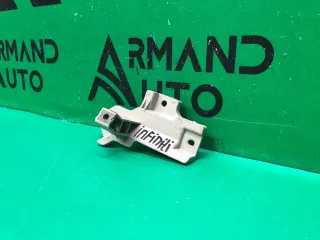 809591V80A, 2 Кронштейн двери Infiniti QX80 1 Арт 181553RM, вид 3
