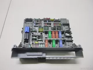 61146978270 BMW Блок предохранителей BMW 1 E81/E82/E87/E88 Арт E5994197, вид 1