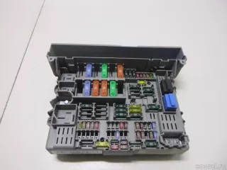 61146978270 BMW Блок предохранителей BMW 1 E81/E82/E87/E88 Арт E5994197, вид 3