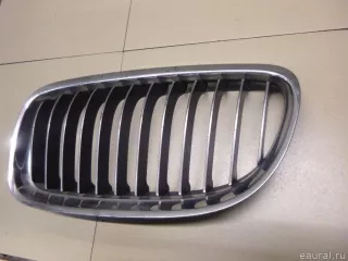 51137201969 BMW Решетка радиатора левая BMW 3 E90/E91/E92/E93 Арт E100068325, вид 2