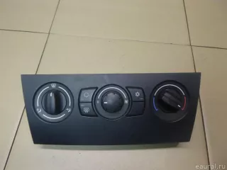 64116988064 BMW Блок управления отопителем BMW 1 E81/E82/E87/E88 Арт E100282866, вид 3