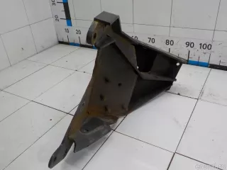 7420924810 Renault Кронштейн усилителя переднего бампера правый Renault Magnum Арт E8354656, вид 4