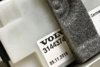31479613, 3144374 , art11193236 Фонарь салона (плафон) Volvo XC60 2 Арт 11193236, вид 5