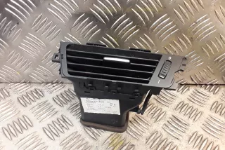 9151167 , art703617 Дефлектор обдува салона BMW 3 E90/E91/E92/E93 Арт 703617, вид 2