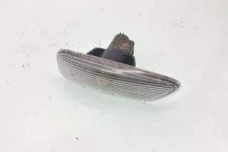 30722642 , art9568997 Повторитель передний правый Volvo C30 Арт 9568997, вид 1