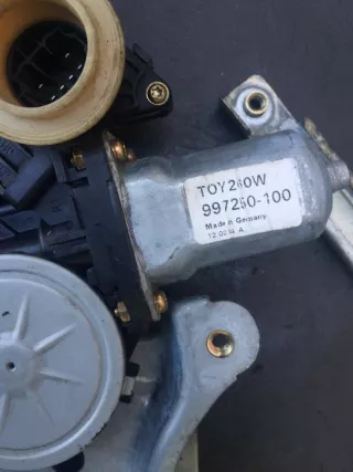 TOY260W, 997249-100 , art625669 Стеклоподъемник задний правый Toyota Corolla VERSO 2 Арт 625669, вид 1
