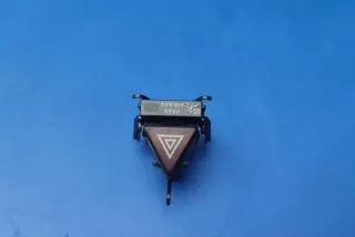1698203610 , art8701909 Кнопка аварийной сигнализации Mercedes B W245 Арт 8701909, вид 1