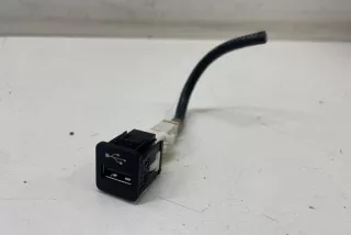 9229294 , art9548548 Разъем AUX / USB BMW 3 G20/G21 Арт 9548548, вид 1