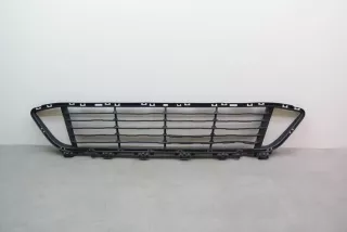 7354773 , art9230760 Заглушка (решетка) в бампер передний BMW X1 F48 Арт 9230760, вид 1