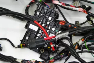 1013272-00-E, 1009096-04-H, 1011301-00-C , art6462706 Проводка Tesla model S Арт 6462706, вид 4