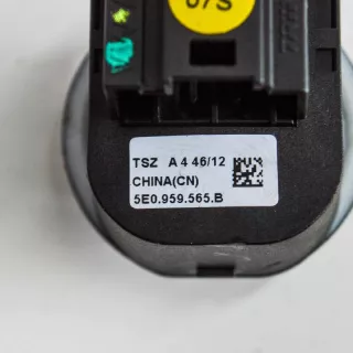 5E0959565B , art579188 Кнопка (Выключатель) Skoda Octavia A7 Арт 579188, вид 5