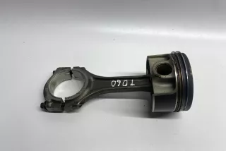 A1330014762, A13300, 1330014762, 13300 , art9849260 Поршень Mercedes GLA X156 Арт 9849260, вид 1