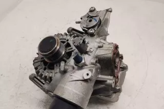 06L117021G , art8774591 Кронштейн масляного фильтра Porsche Macan restailing Арт 8774591, вид 1