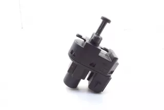 93BB13480BC , art7928607 Выключатель концевой (концевик) Ford Focus 1 Арт 7928607, вид 1