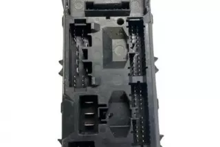 30889989 , art11067391 Блок реле Volvo S40 1 Арт 11067391