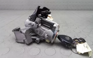 4528042140,  	6905742210,  8978342020 Замок зажигания Toyota Rav 4 3 Арт 4VS14J101, вид 1
