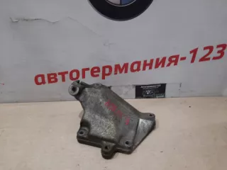 A2722234204, 2722233204 Кронштейн опоры двигателя Mercedes ML W164 Арт 16554, вид 1