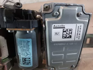 A20786052858P19, A20786036858P19, A20786042858P19 Ремень безопасности Mercedes E C207 Арт 25239, вид 3