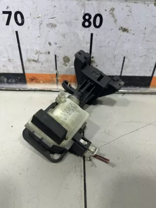 A2516390107 Активатор лючка бензобака Mercedes GL X164 Арт 6344867, вид 1