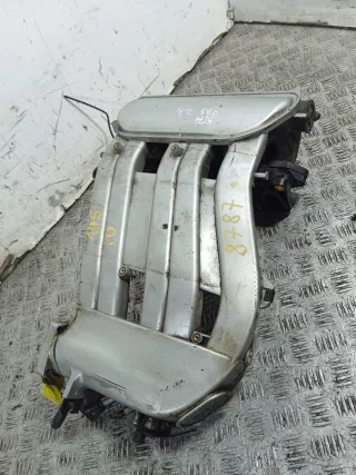 071133203A коллектор впускной Volkswagen Golf 4 Арт 46023064494_2, вид 1