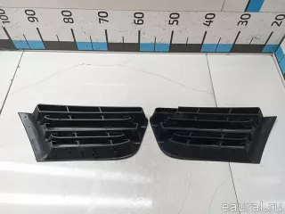 7701477306 Renault Решетка радиатора Renault Scenic 2 Арт E90375992, вид 4
