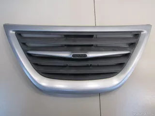 12769758 GM Решетка радиатора центральная Saab 9-3 2 Арт E80565766