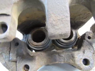 1644202383 Mercedes Benz Суппорт тормозной передний левый Mercedes R W251 Арт E80720481, вид 3
