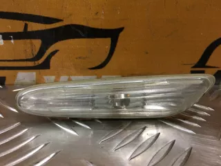63136932997 Повторитель поворота в крыло BMW 3 E90/E91/E92/E93 Арт 95481MA, вид 1