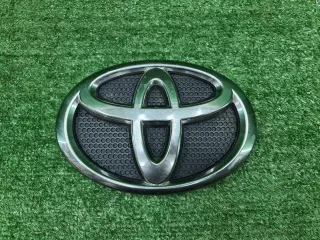 7530160060 Эмблема решетки радиатора Toyota Land Cruiser Prado 150 Арт 0000006683238, вид 1
