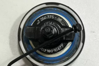 7350775, 7482906, 7483446 , art11316393 Лючок топливного бака BMW 5 G30/G31 Арт 11316393, вид 3