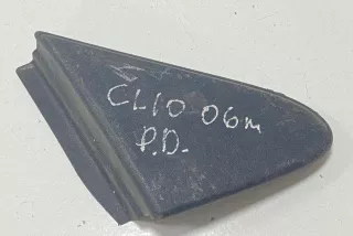 8200357711 , art11340633 Молдинг крыла заднего правого Renault Clio 3 Арт 11340633, вид 1