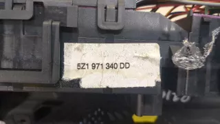 5Z1971340DD Блок предохранителей Volkswagen Fox Арт 9038340, вид 2