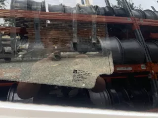 23220278 форточка заднего крыла Cadillac Escalade 4 Арт 128435MA, вид 5