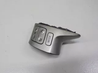 8424702010 Toyota Кнопка многофункциональная Toyota Auris 2 Арт E51237653, вид 1