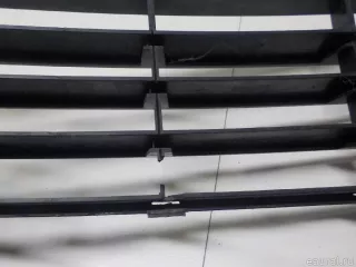 1K0853677C9B9 VAG Заглушка (решетка) в бампер передний Volkswagen Jetta 5 Арт E51823733, вид 13