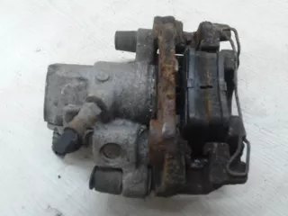  суппорт зад прав Mazda 3 BK Арт 24003648